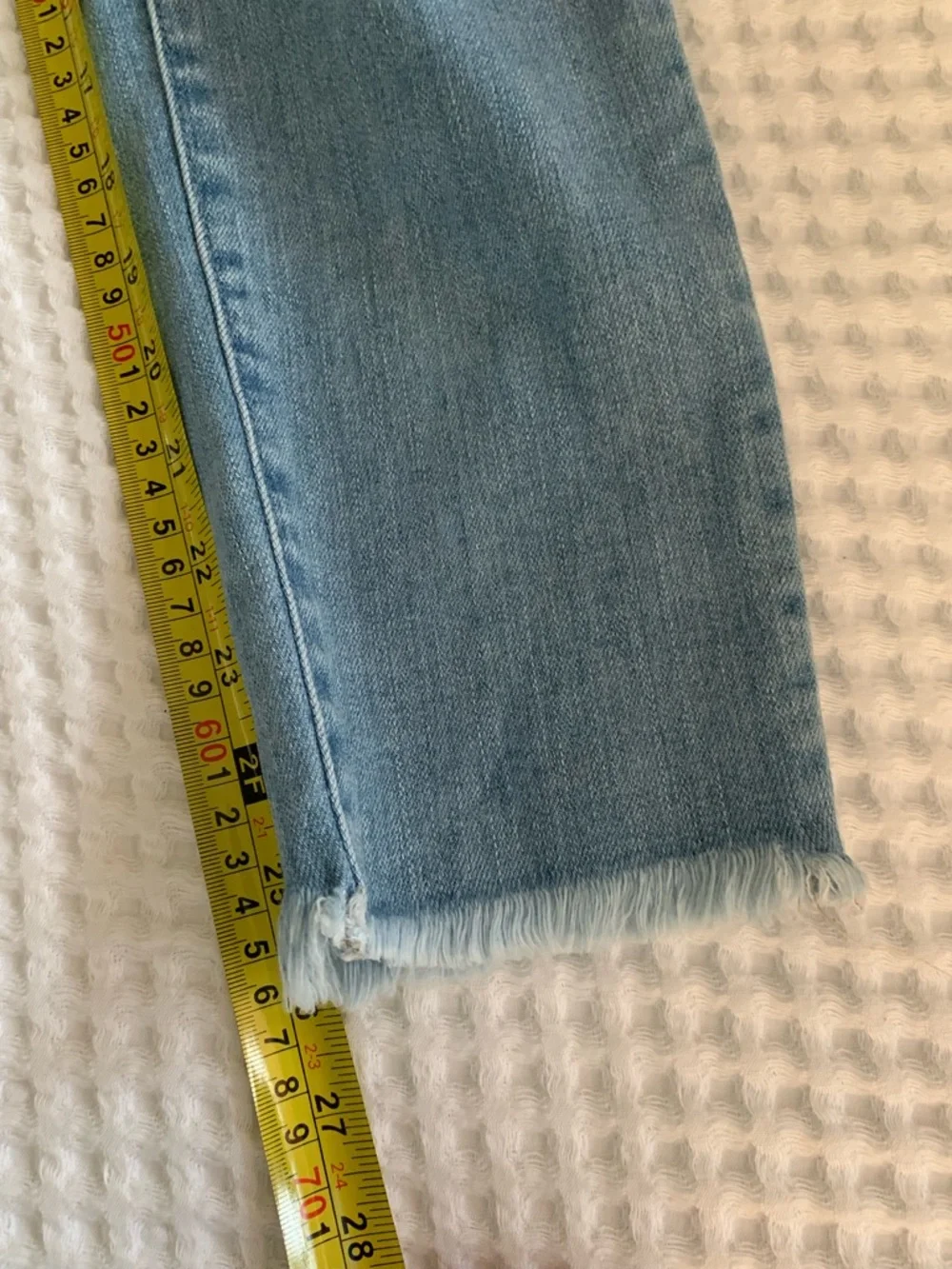 Madewell Light Blue High-Rise Skinny Jeans with Button-Fly - Picture 5 of 6